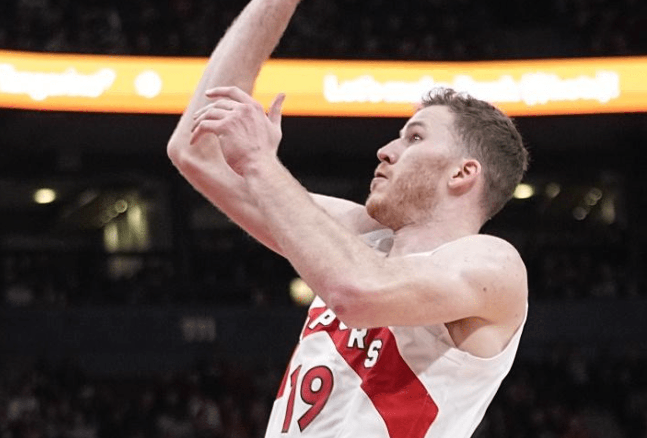 问鼎娱乐-荆楚黑豹队对阵关东鲸鲨队，棒球大奖赛失利，内线统治篮板——定海神针仍在(宇宙护卫队免费看完整版)