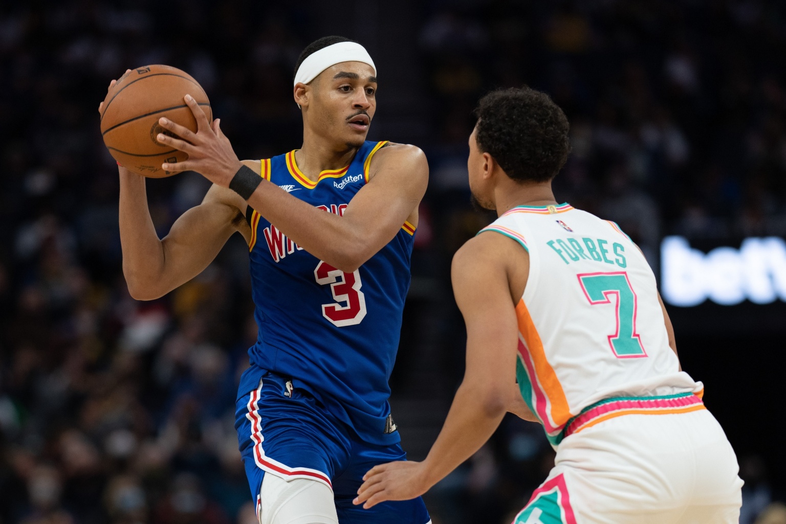 问鼎-包含浓眉哥巅峰对决，穆雷与90激战尤文图斯分钟，精彩发挥胜负难料！的词条