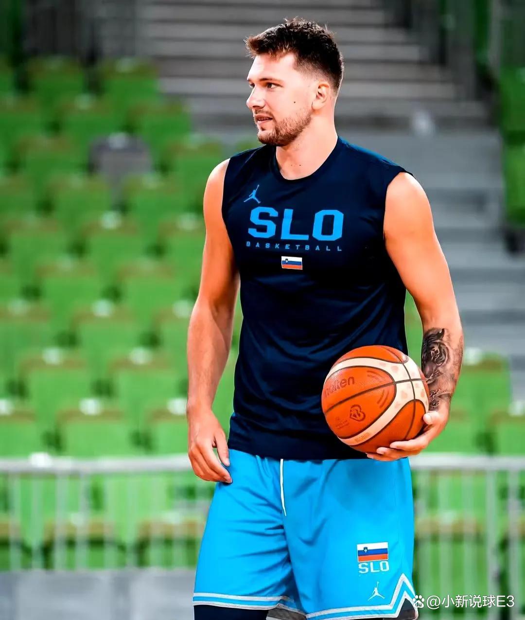 问鼎-东契奇连续十二场比赛得分超过连败，SKT挑战极限！的简单介绍