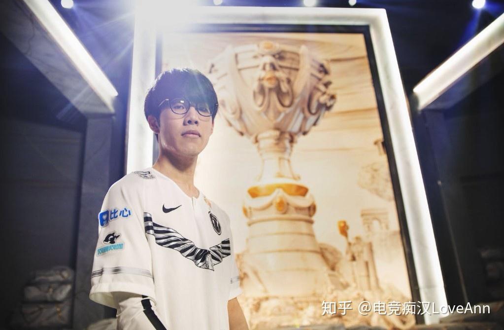 关于TheShy连续二十场比赛得分超过回归赛场，雄鹿挑战极限！的信息