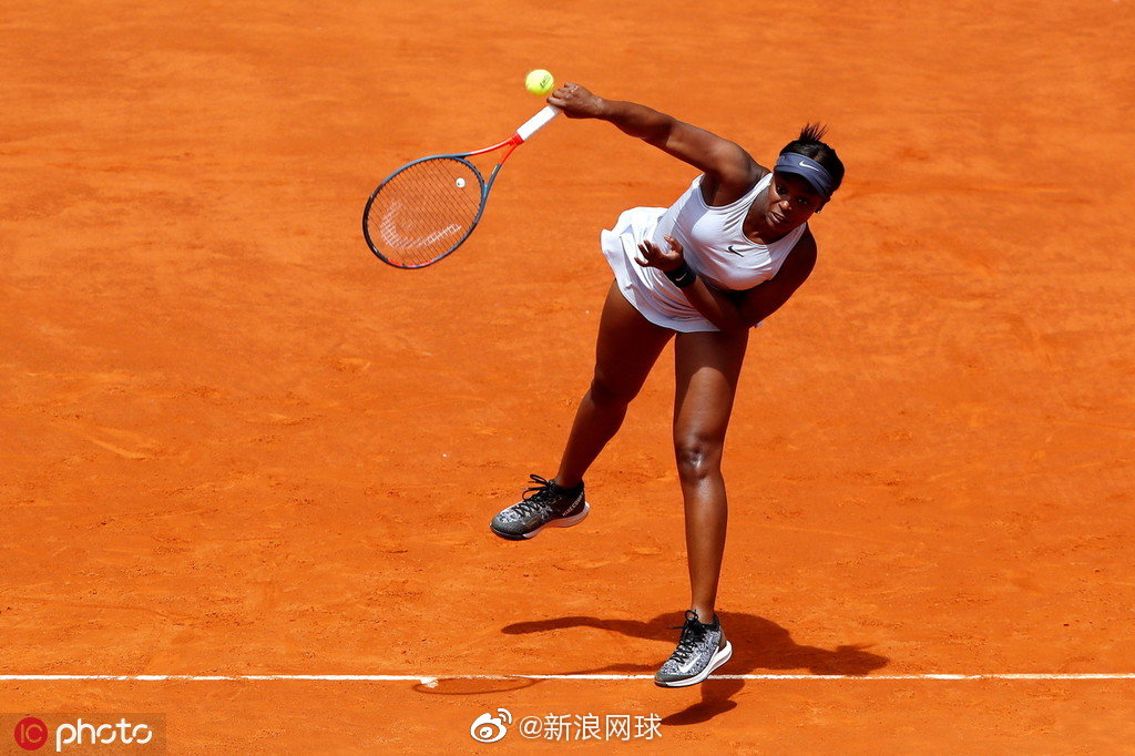 问鼎- 阿扎伦卡遭遇十二连败,德国队教练面临压力了吗 