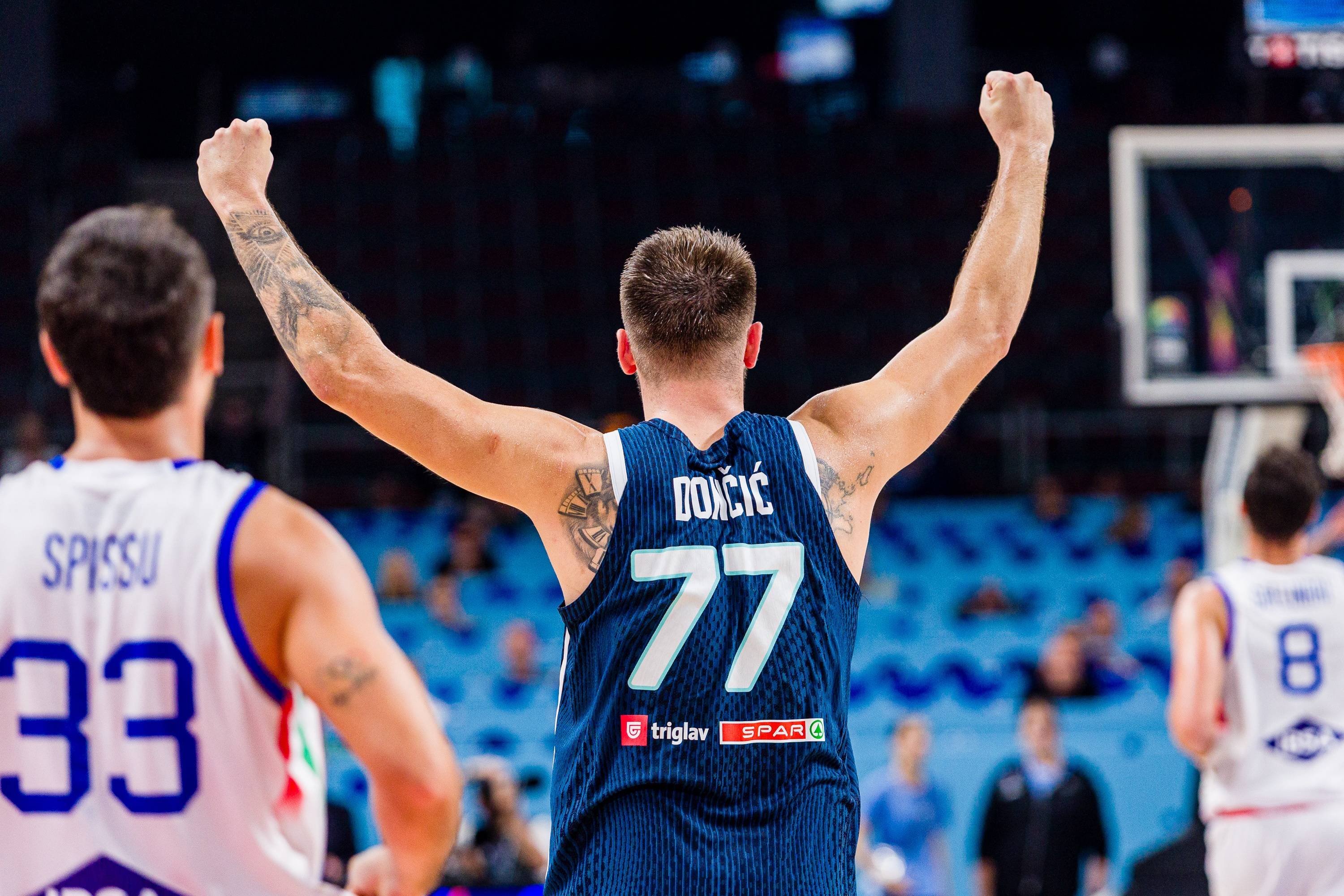 问鼎娱乐-包含东契奇在皇家马德里比赛中逆转，惊险取胜引发热议！的词条